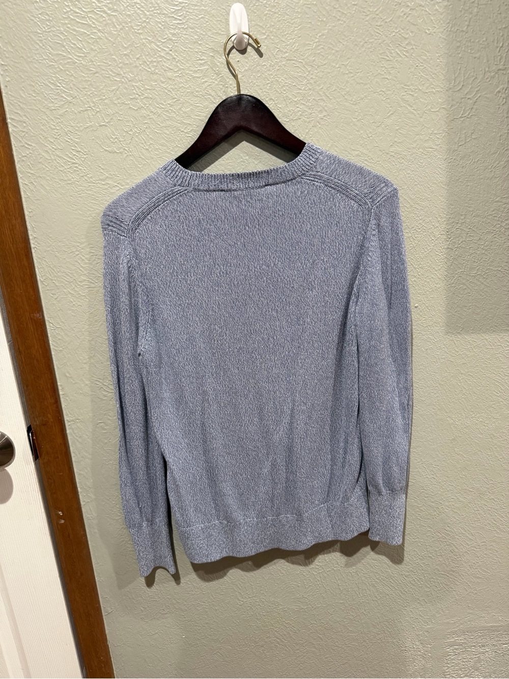 Everlane Light Blue Crewneck Sweater Cotton Size M EUC - Picture 3 of 3